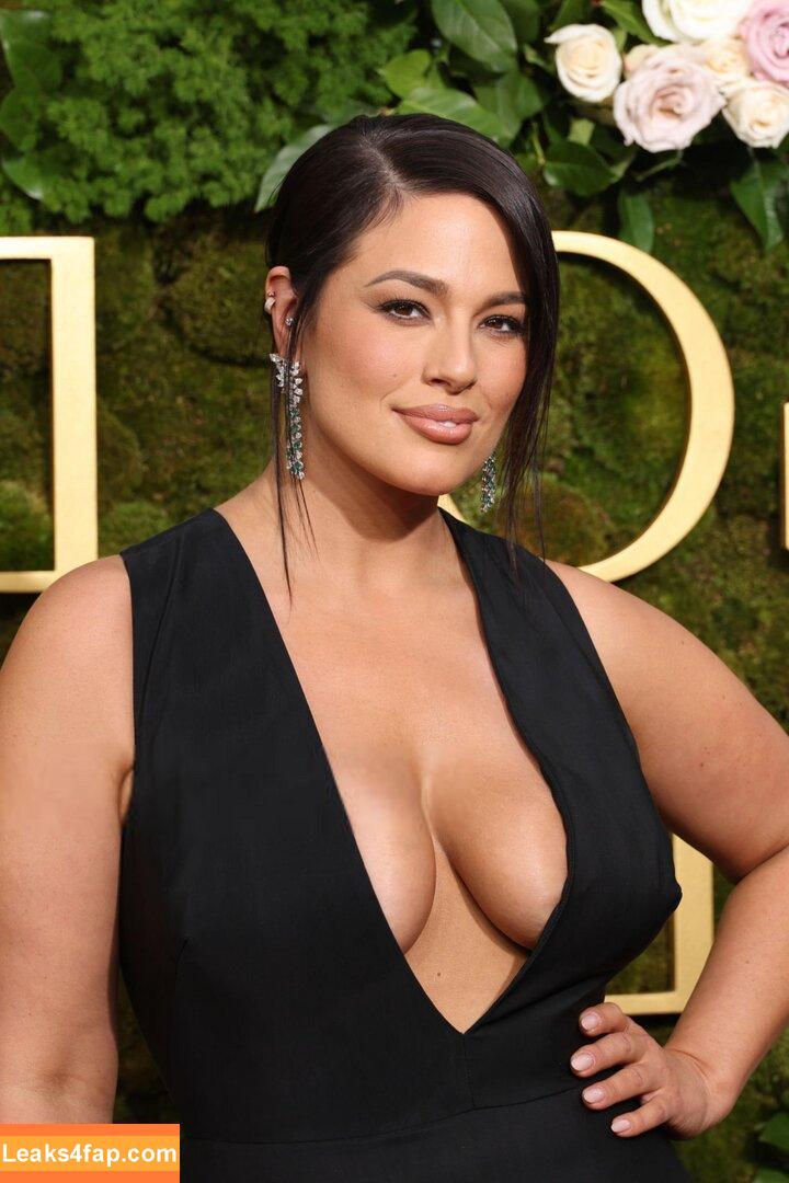 Ashley Graham / AshleyGraham / ashley-graham / theashleygraham слитое фото фото #1253