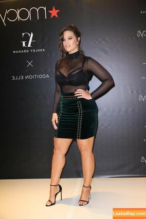 Ashley Graham photo #1095