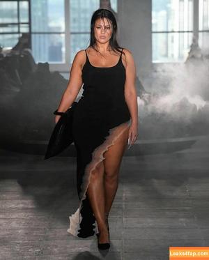 Ashley Graham photo #1163