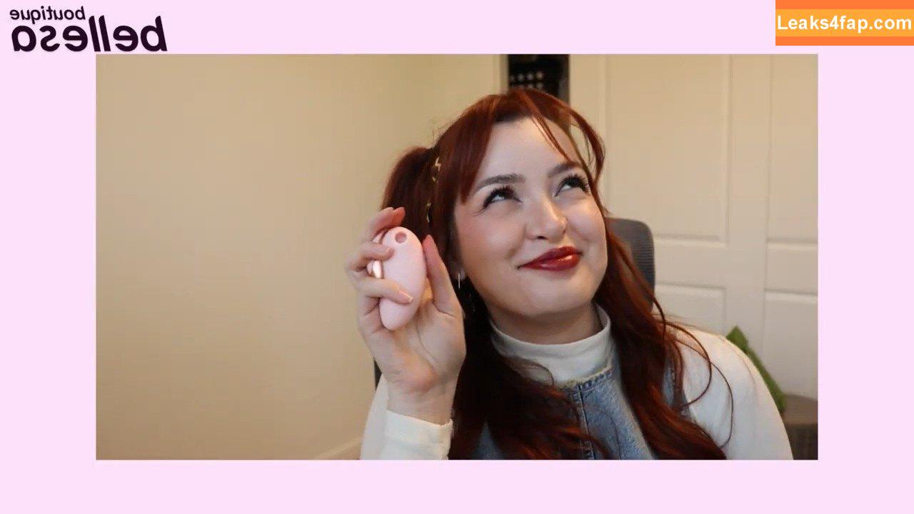 Ashley Ippolito / Reacts By Ash / ashley_ippolito / ashleyippolito / ur internet mom ash leaked photo photo #0058