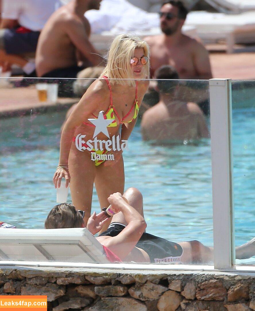 Ashley James / ashleybricks... / ashleyljames / ashleylouisejames leaked photo photo #0218