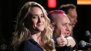 Ashley Johnson photo #0032