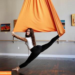 Ashley Jolly photo #0033