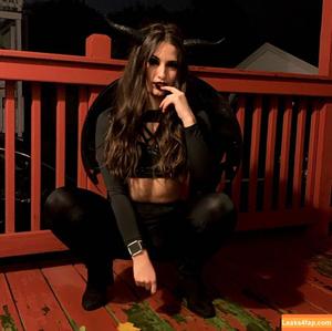 Ashley Jolly photo #0036