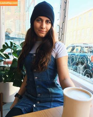 Ashley Jolly photo #0045