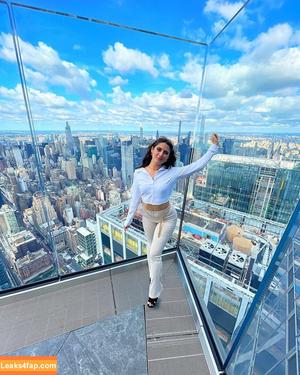 Ashley Jolly photo #0180