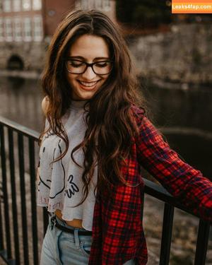 Ashley Jolly photo #0216