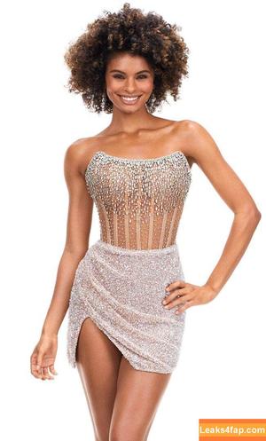 Ashley Lauren photo #0021