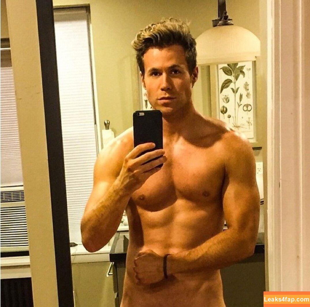 Ashley Parker /  leaked photo photo #0008