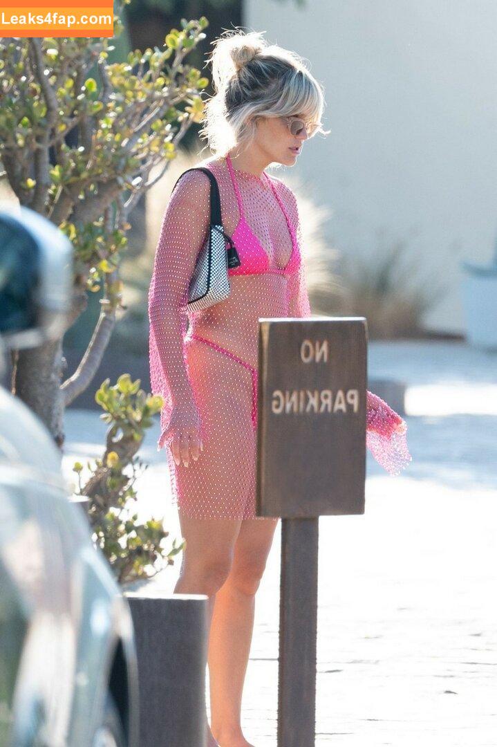 Ashley Roberts / Pussycat Doll / iamashleyroberts / robertsseann2 leaked photo photo #0024