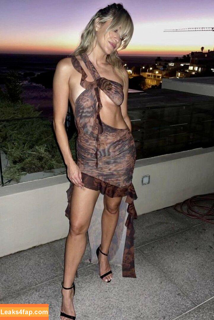 Ashley Roberts / Pussycat Doll / iamashleyroberts / robertsseann2 leaked photo photo #0044