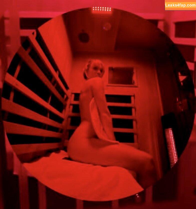 Ashley Roberts / Pussycat Doll / iamashleyroberts / robertsseann2 leaked photo photo #0048