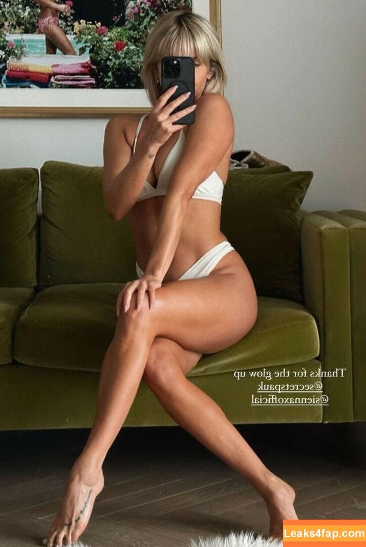 Ashley Roberts / Pussycat Doll / iamashleyroberts / robertsseann2 leaked photo photo #0065