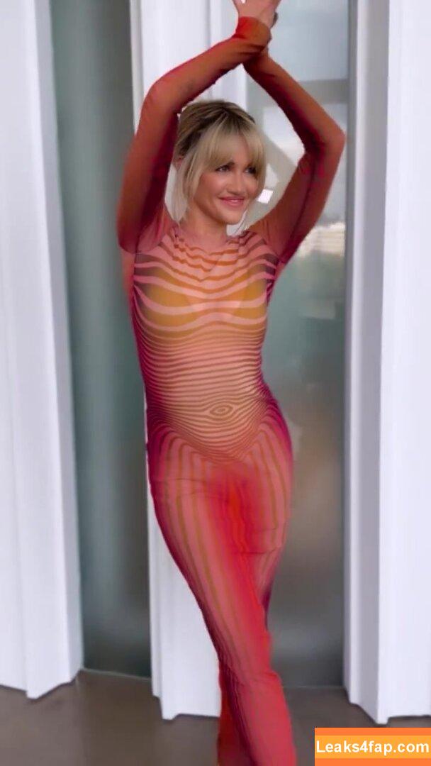 Ashley Roberts / Pussycat Doll / iamashleyroberts / robertsseann2 leaked photo photo #0178