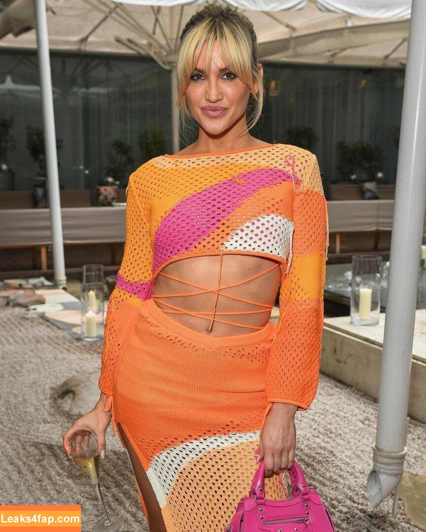 Ashley Roberts / Pussycat Doll / iamashleyroberts / inkedashleyroberts leaked photo photo #0240