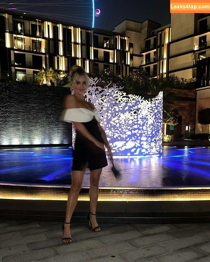 Ashley Roberts / Pussycat Doll / iamashleyroberts / inkedashleyroberts leaked photo photo #0329