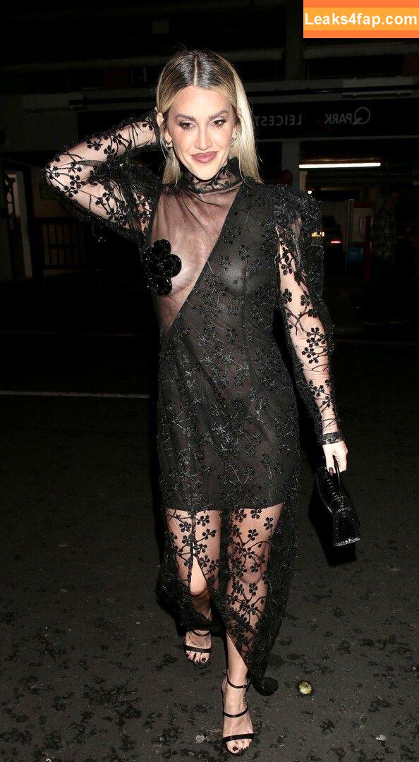 Ashley Roberts / Pussycat Doll / iamashleyroberts / inkedashleyroberts leaked photo photo #0333