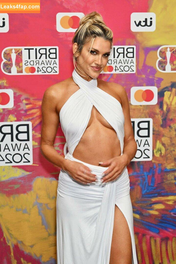 Ashley Roberts / Pussycat Doll / iamashleyroberts / inkedashleyroberts leaked photo photo #0427