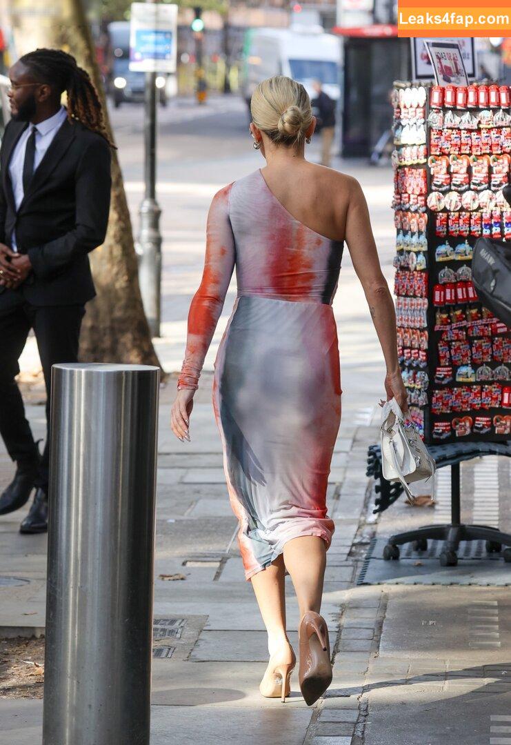 Ashley Roberts / Pussycat Doll / iamashleyroberts / inkedashleyroberts leaked photo photo #0577