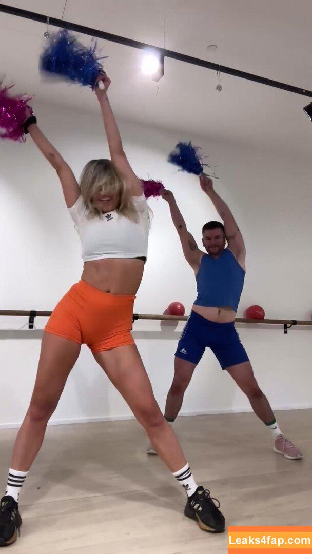 Ashley Roberts / Pussycat Doll / iamashleyroberts / robertsseann2 слитое фото фото #0650