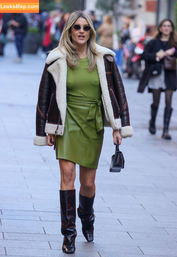 Ashley Roberts / Pussycat Doll / iamashleyroberts / robertsseann2 слитое фото фото #0830