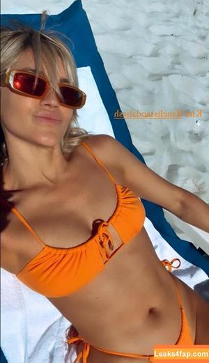 Ashley Roberts photo #0037