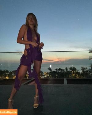 Ashley Roberts photo #0132