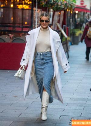 Ashley Roberts photo #0377