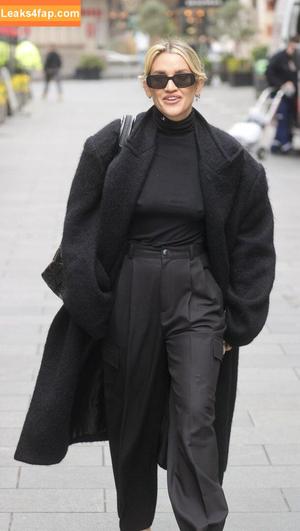 Ashley Roberts photo #0408