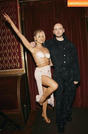 Ashley Roberts photo #0468