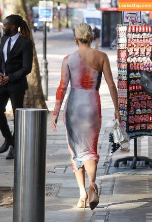 Ashley Roberts photo #0577