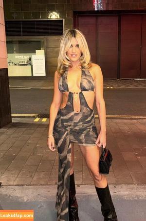 Ashley Roberts фото #0806