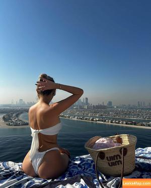 Ashley Roberts фото #0869