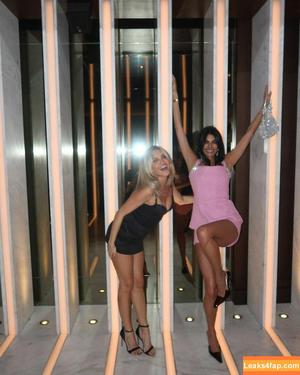 Ashley Roberts фото #0875