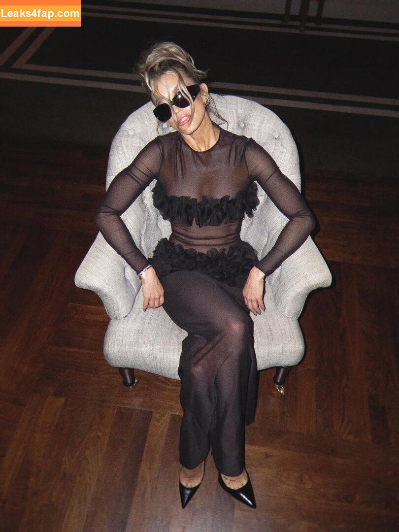 Ashley Roberts / Pussycat Doll / iamashleyroberts / robertsseann2 слитое фото фото #1182