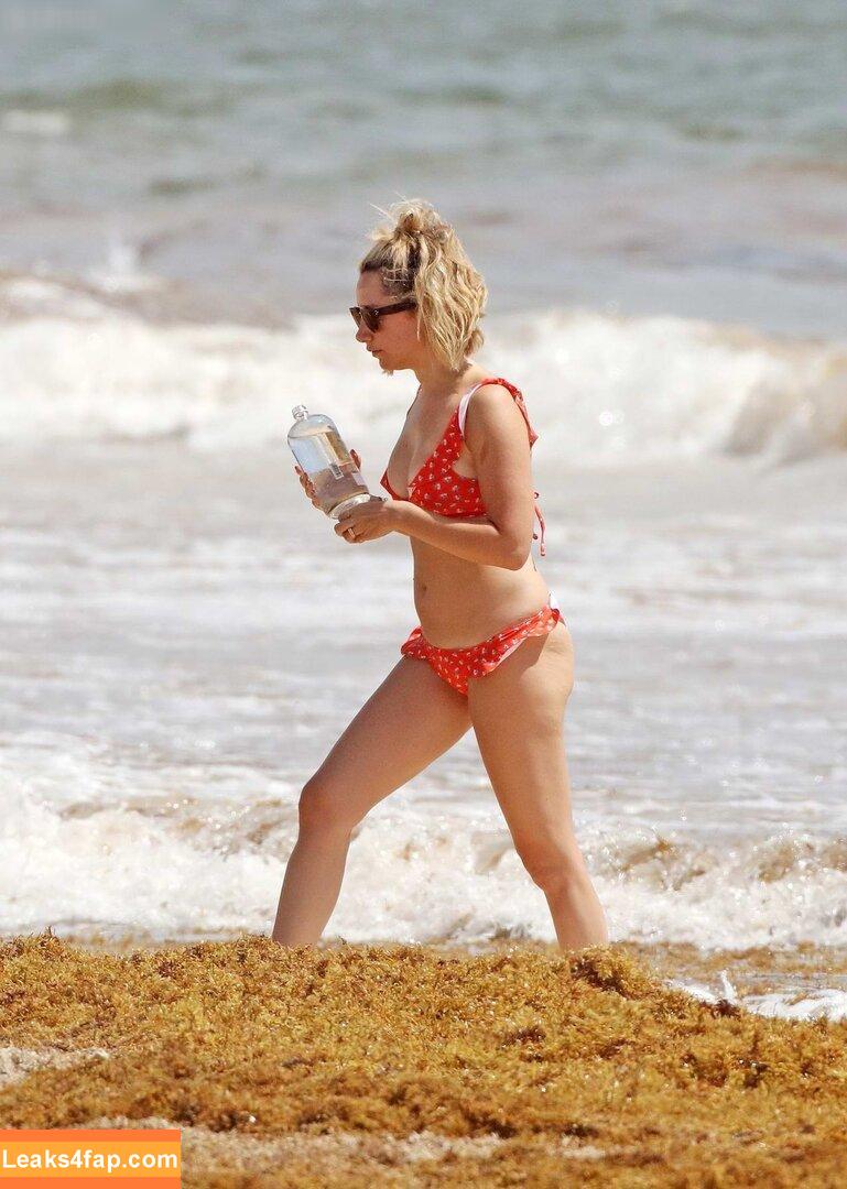 Ashley Tisdale / ashleytisdale / yummyyardie leaked photo photo #0481