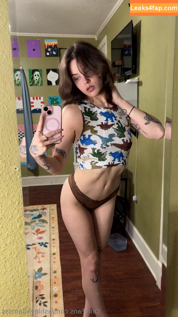 ashleyadamsss /  leaked photo photo #0023