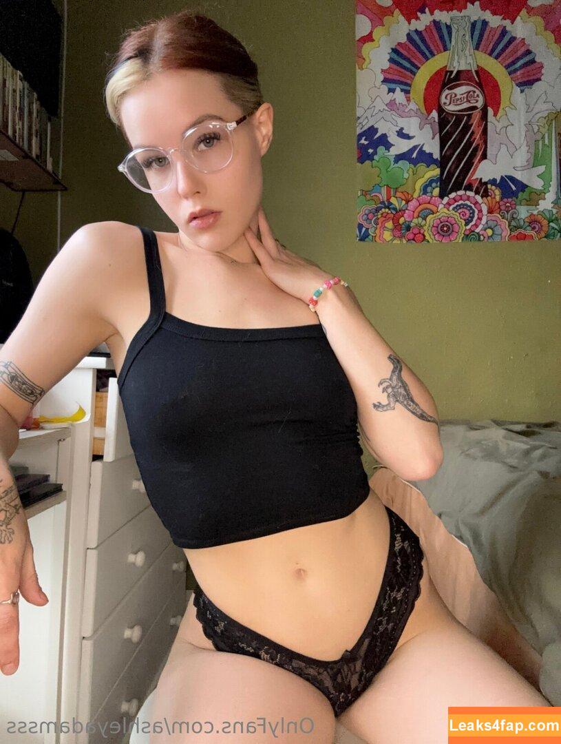 ashleyadamsss /  leaked photo photo #0030