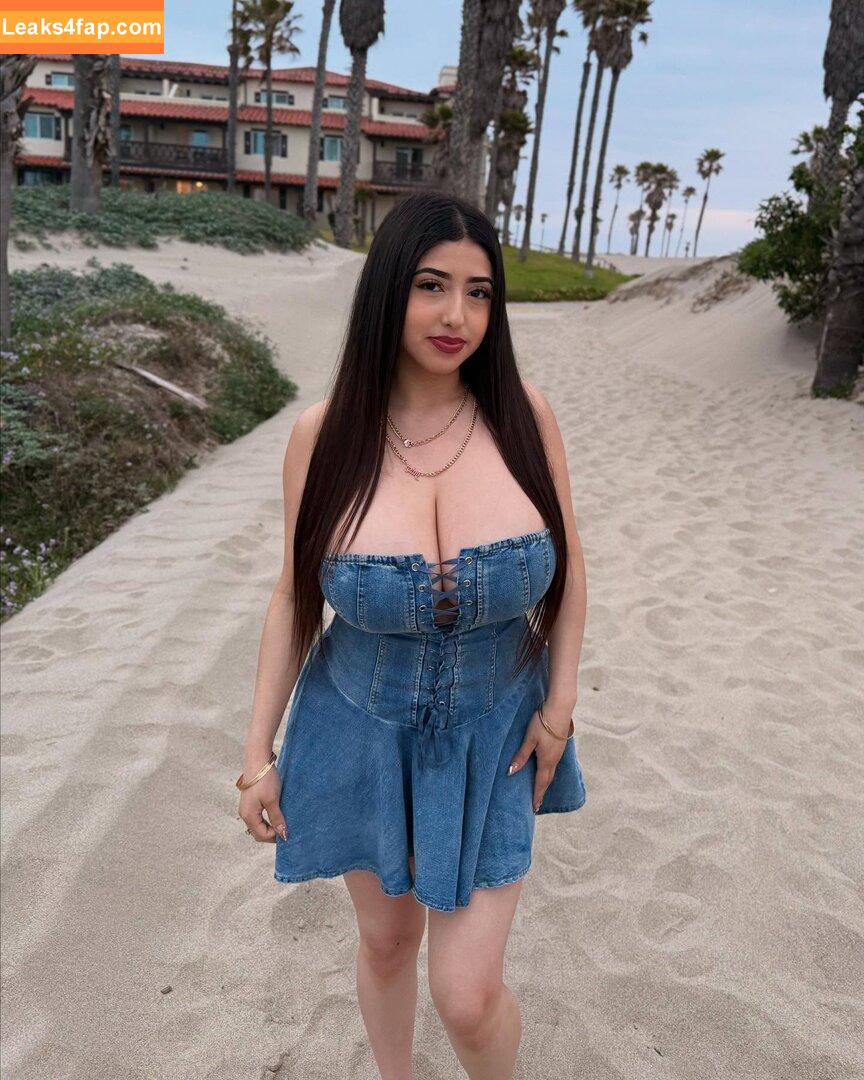 ashleyarambulaa /  leaked photo photo #0108