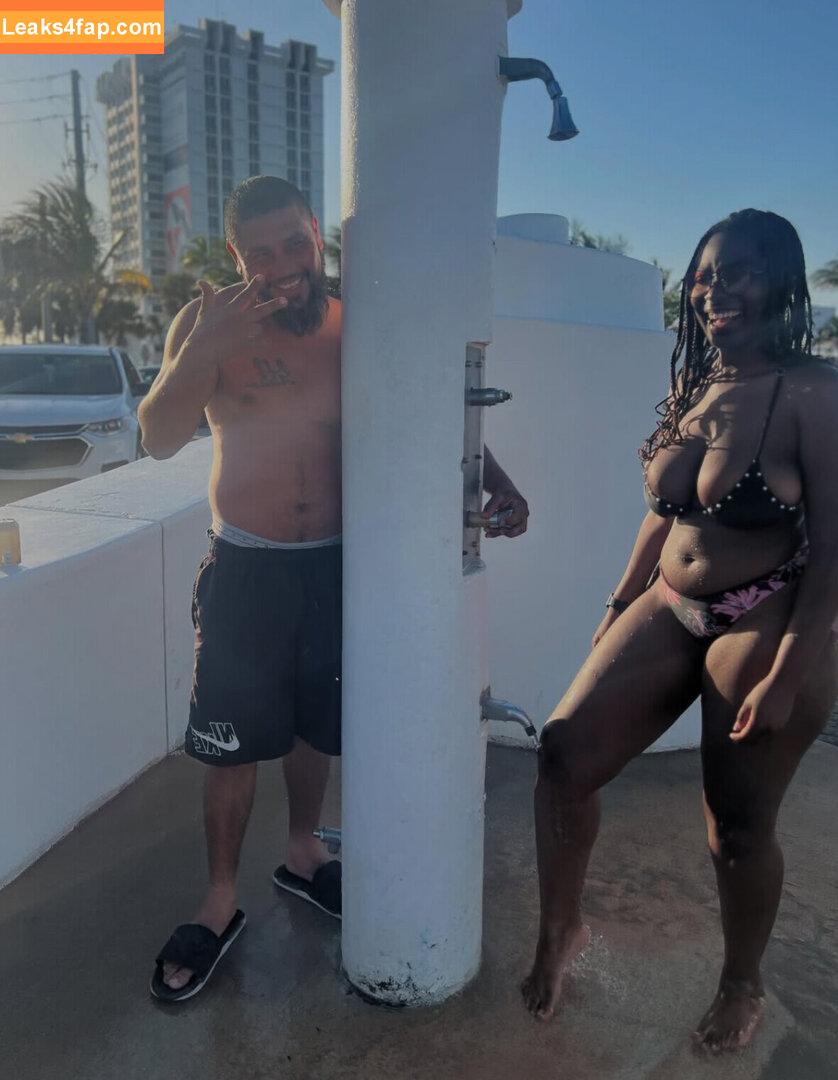 Ashleyluv101 / lbootyluv leaked photo photo #0269