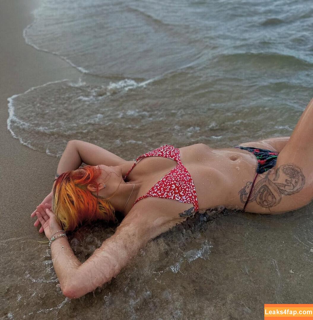 Ashleyluv101 / lbootyluv leaked photo photo #0308