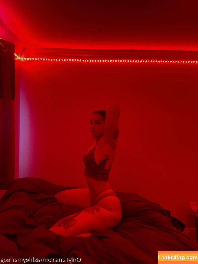 ashleymarieeg /  leaked photo photo #0027