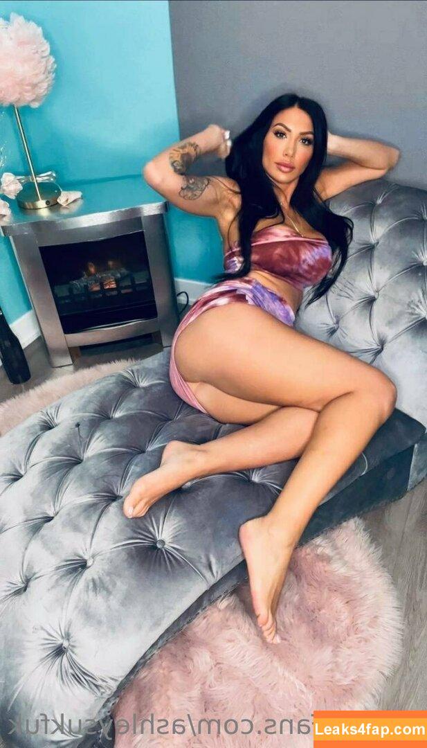 ashleysukfuk / valzzies leaked photo photo #0616