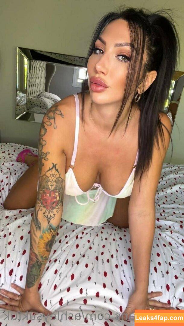 ashleysukfuk / valzzies leaked photo photo #0633
