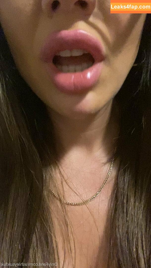 ashleysukfuk / valzzies leaked photo photo #0785