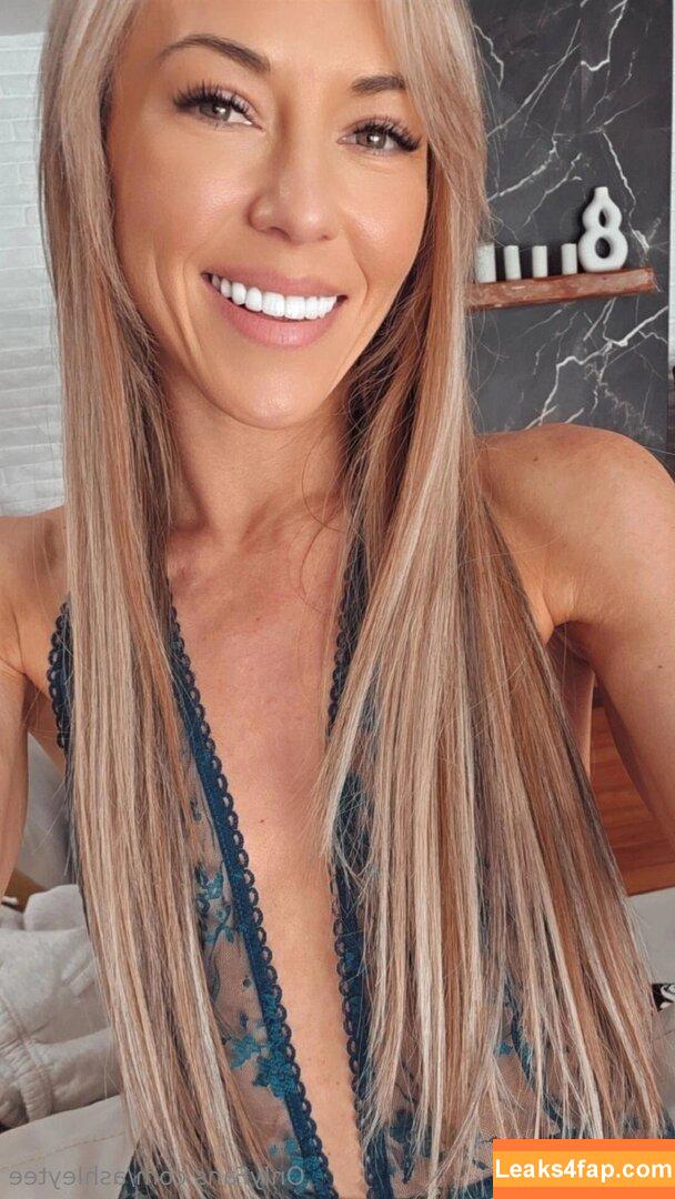 ashleytee / ashleyteeisme leaked photo photo #0001