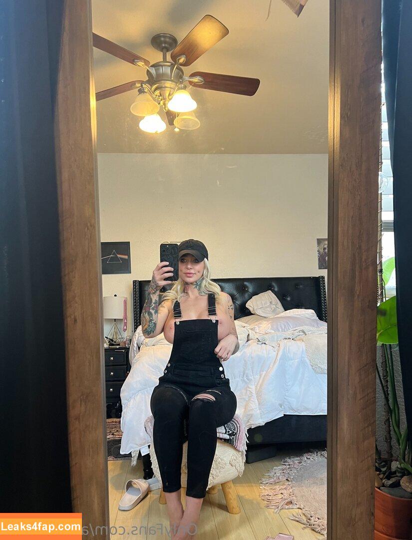 ashleywolfx / ashleywolfxo leaked photo photo #0339