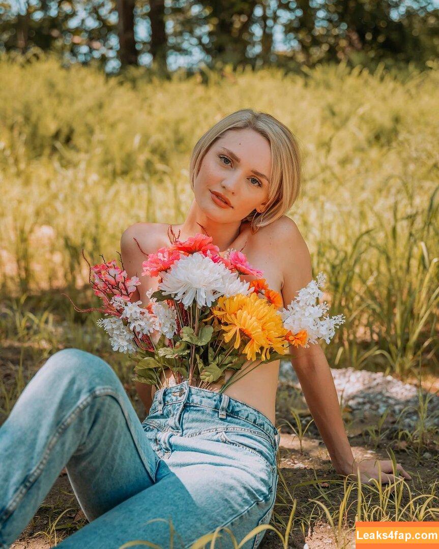 ashleyyy597 / ashleyyyreyyy leaked photo photo #0218