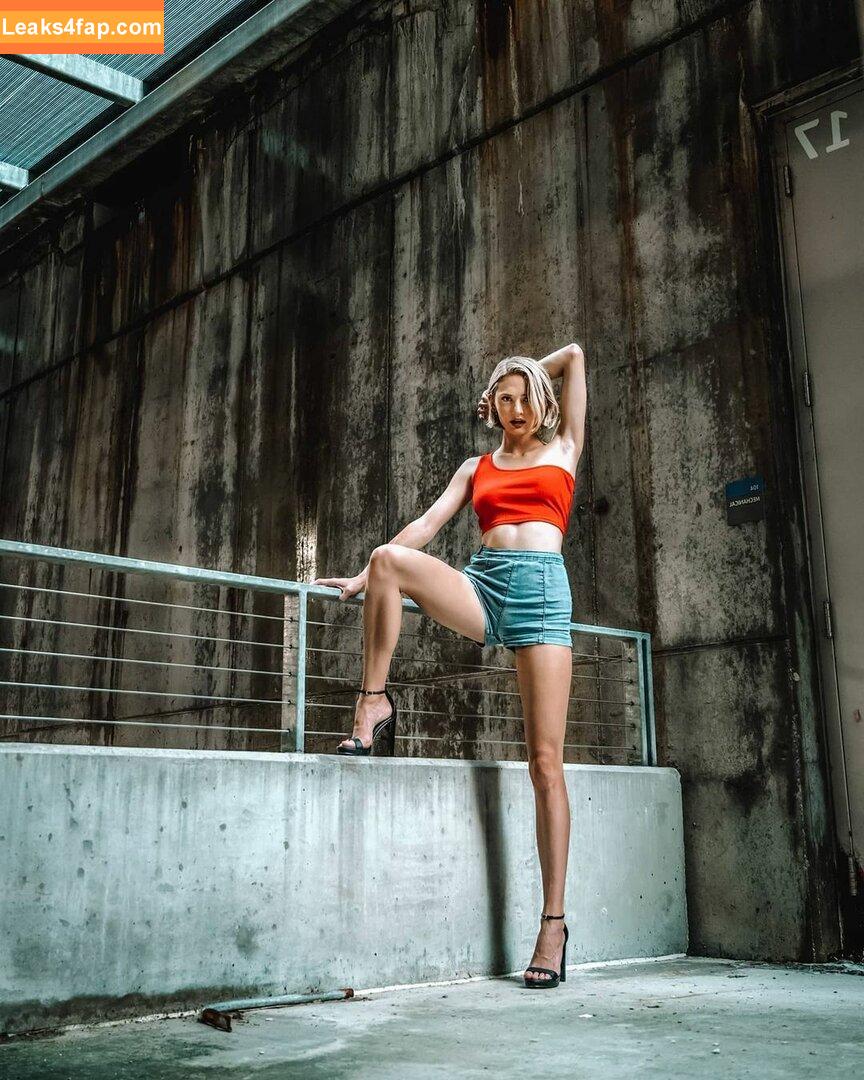 ashleyyy597 / ashleyyyreyyy leaked photo photo #0222