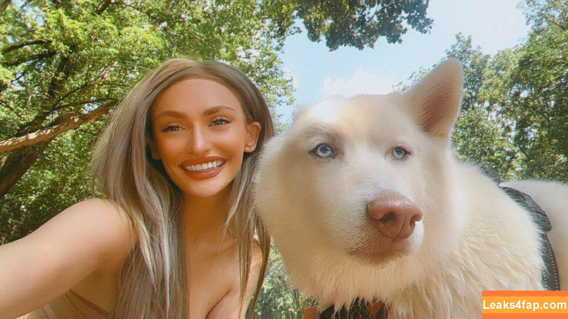 ashleyyy597 / ashleyyyreyyy leaked photo photo #0545